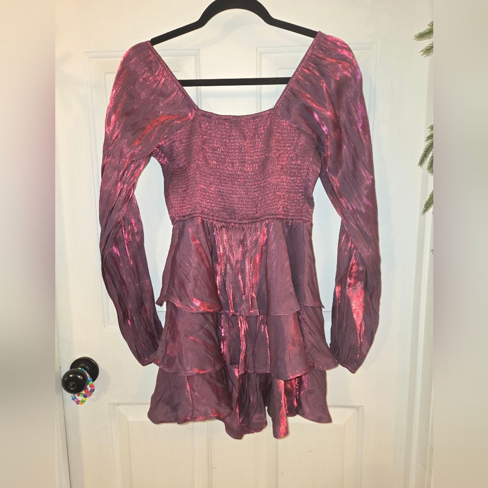 Entro Medium Long Sleeve Metallic Chromatic Purple Ruffle Tiered Romper - Picture 3 of 9